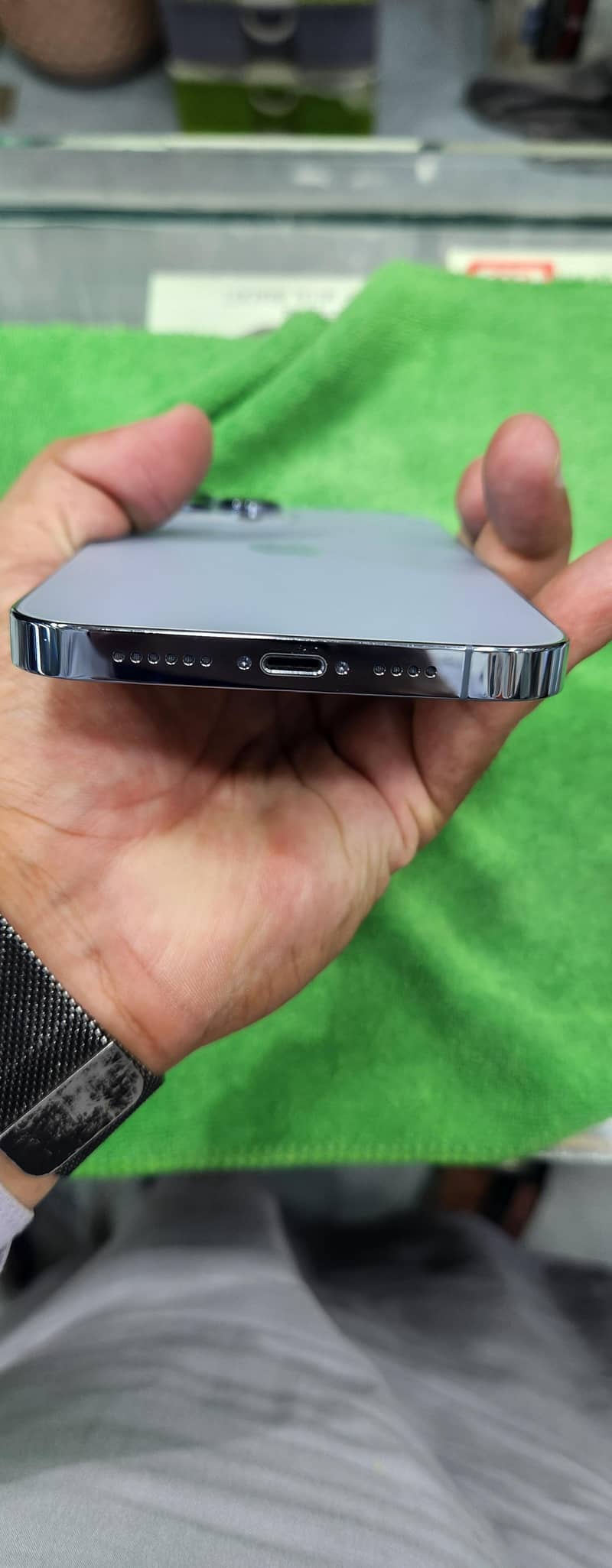 Apple iPhone 13 Pro Max 7