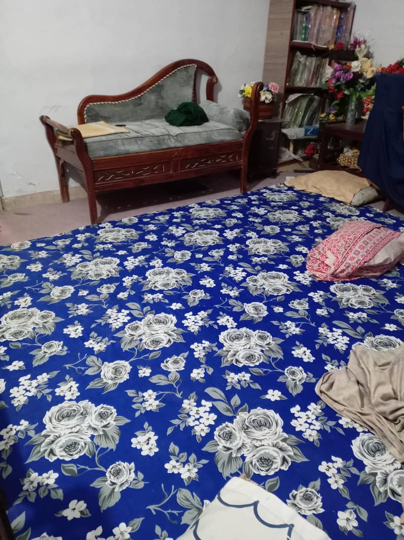 six seeter sofa set 2