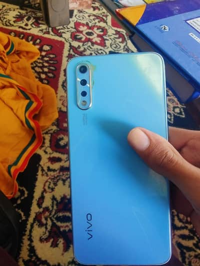 Vivo S1