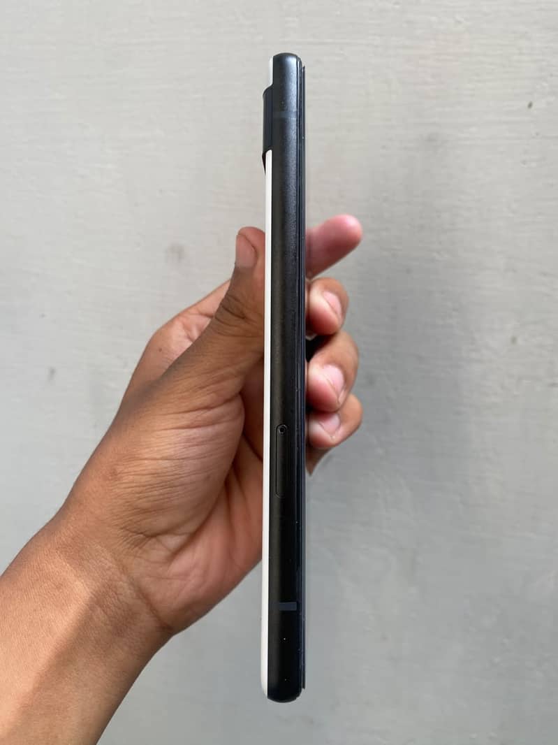 Google Pixel 6a 3