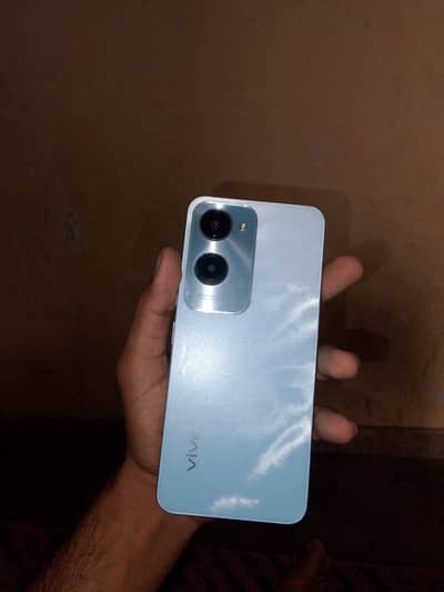 Vivo Y18