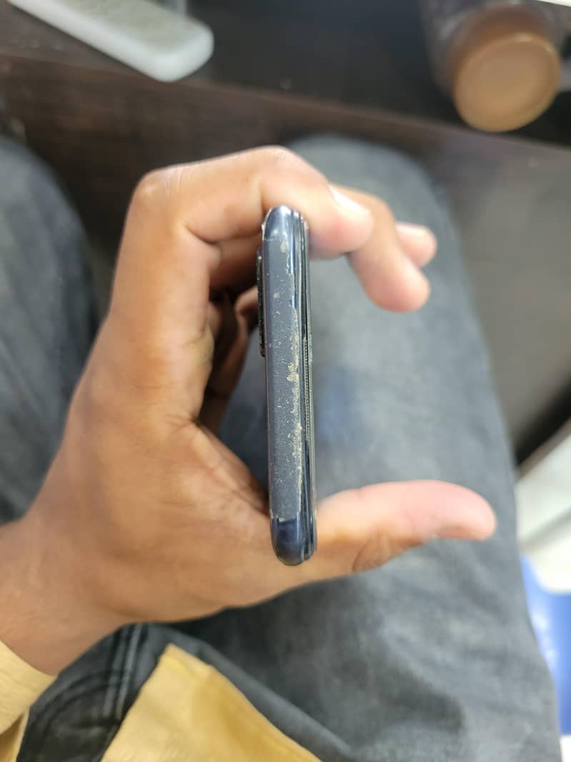 OPPO A54 4