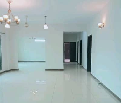 Flat Of 10 Marla Is Available For sale