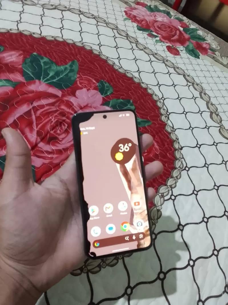Google Pixel 8 0
