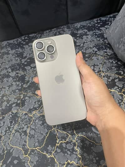 Apple iPhone 15 Pro Max