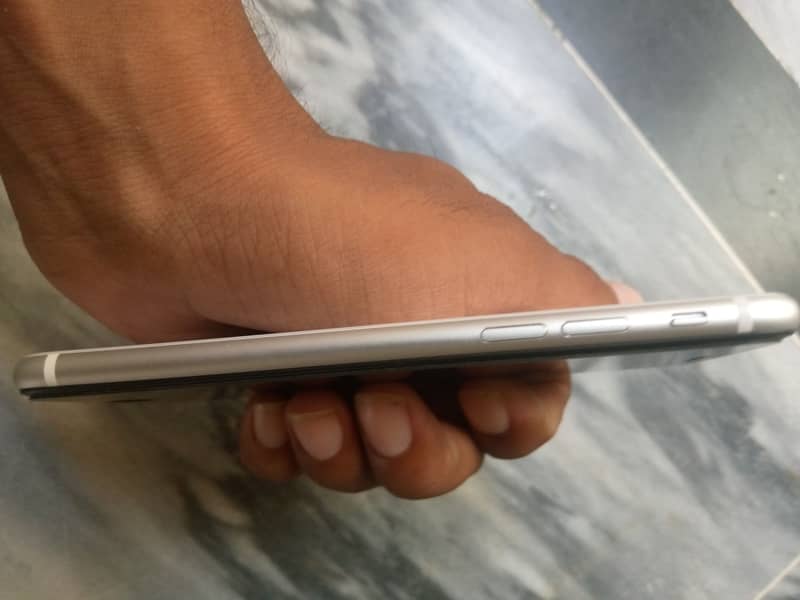 Apple iPhone SE 5