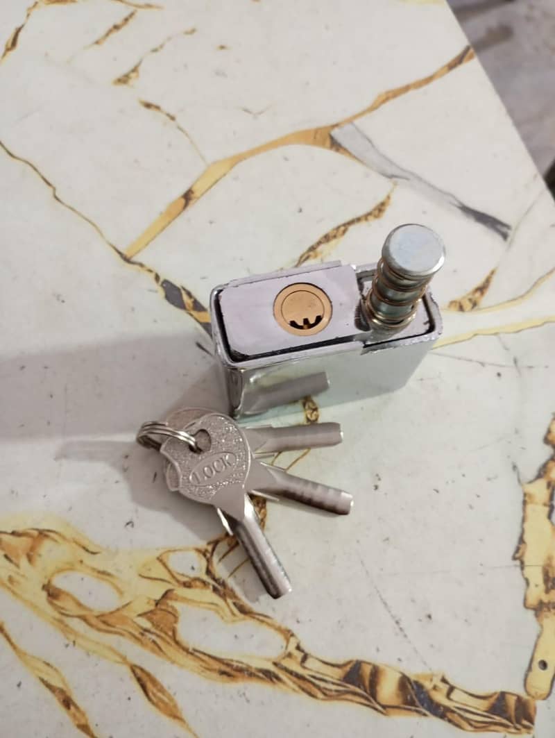Puch lock 4