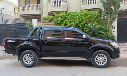 Toyota Hilux 2014