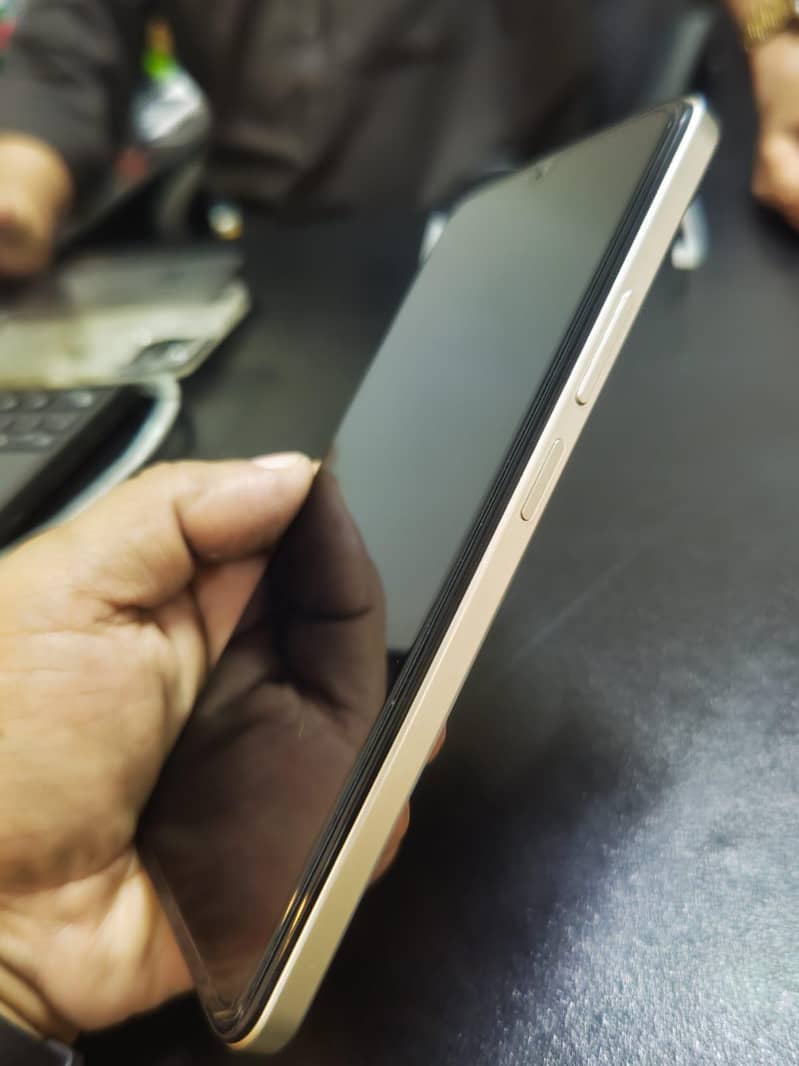 Realme note 70 4