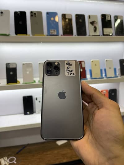 iPhone 11 Pro (OFFER) 03275894788