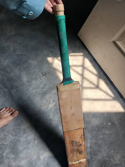 Complet Cricket kit bat+pad+gloves++halmet etc