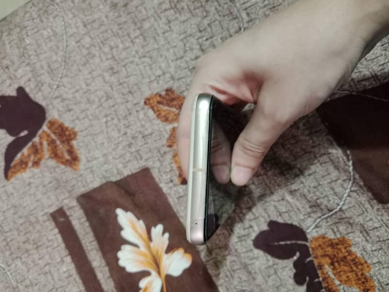 Google Pixel 8 2