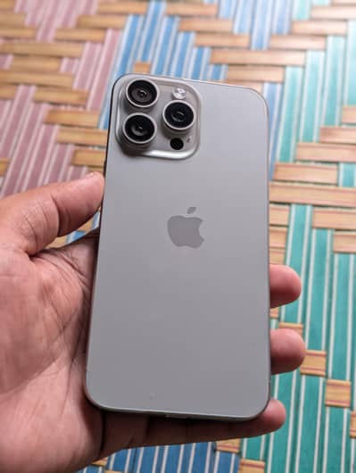 Apple iPhone 15 Pro Max