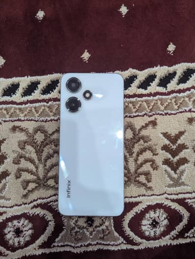 Infinix Hot 30 Play