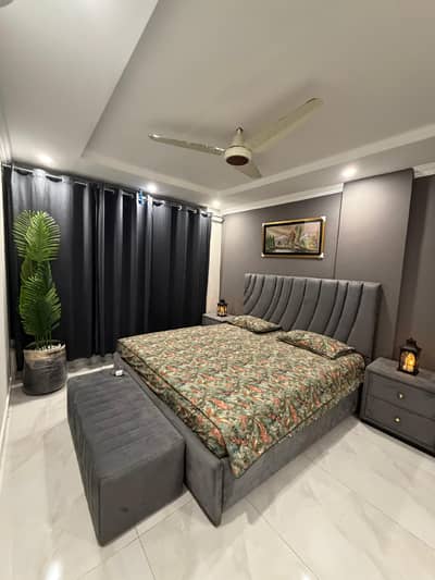 1 bed Luxury Appatment For Short Stay. 0321 1046192