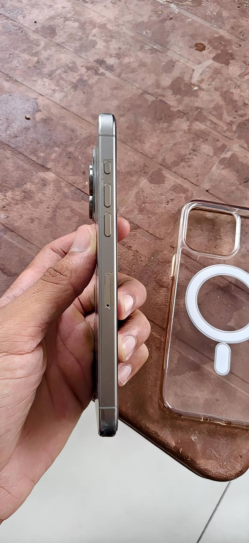 Apple iPhone 15 Pro Max 1