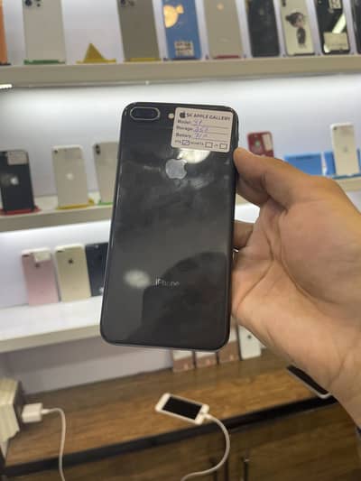 I Phone 8 Plus (OFFER) 03275894788