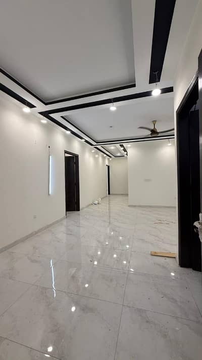 4 BED FLAT FOR SALE