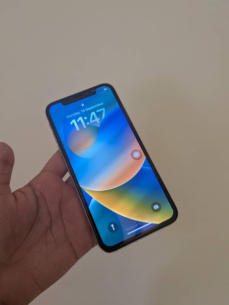 Apple iPhone X 0