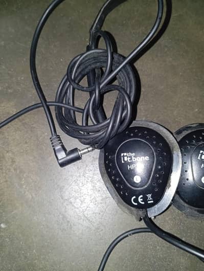 HP handfree for sale in good and original condition. 03123845066
