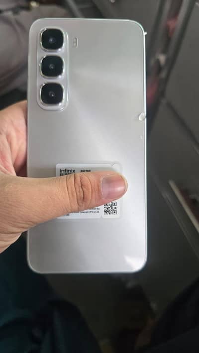 INFINIX HOT60i full box