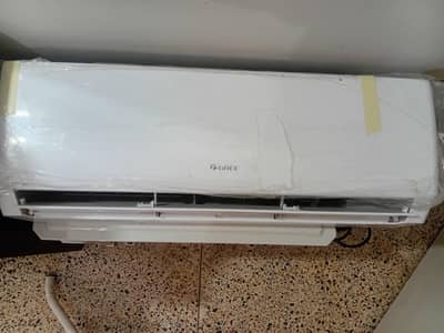 Gree AC 1 Ton 12PITH11W | Perfect condition | used 2 months