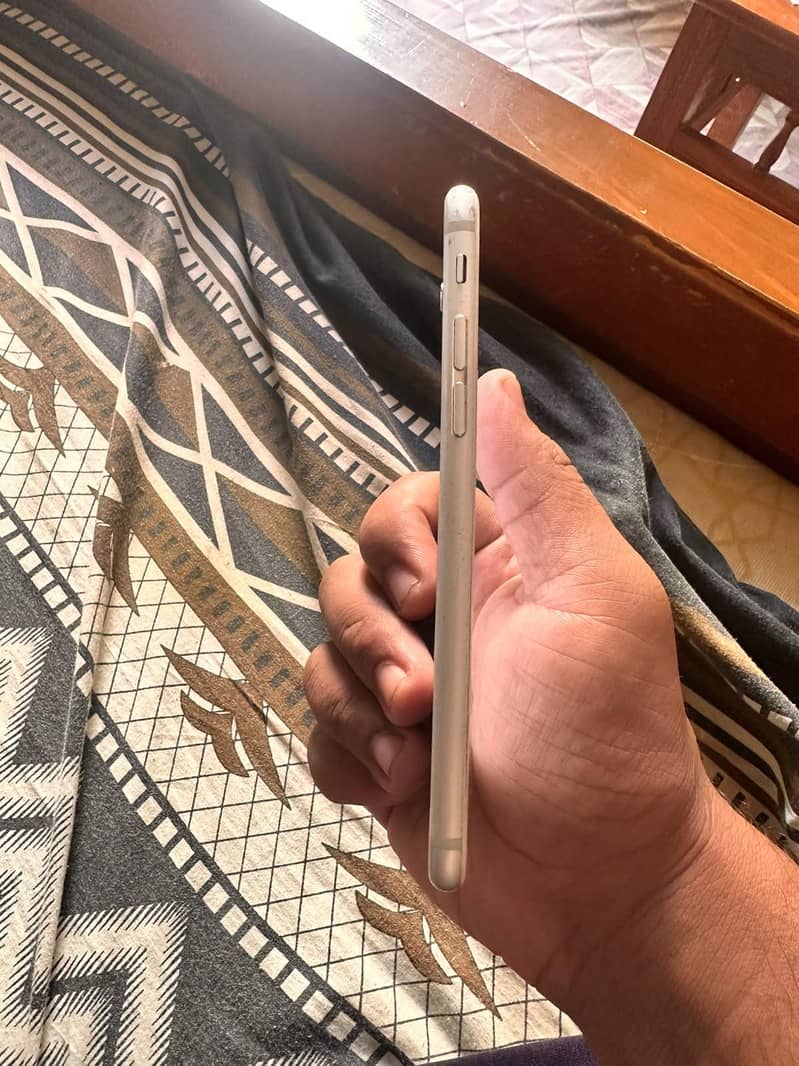 Apple iPhone 6 2