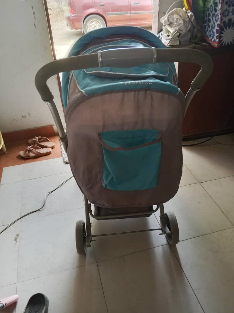 stroller 3