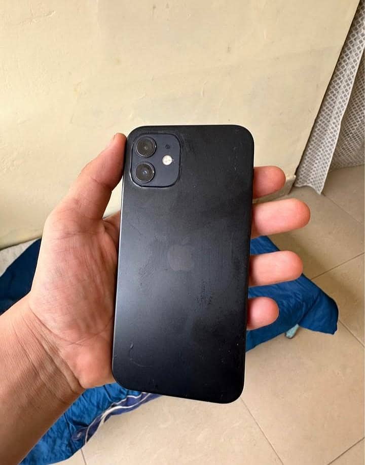 Apple iPhone 12 0