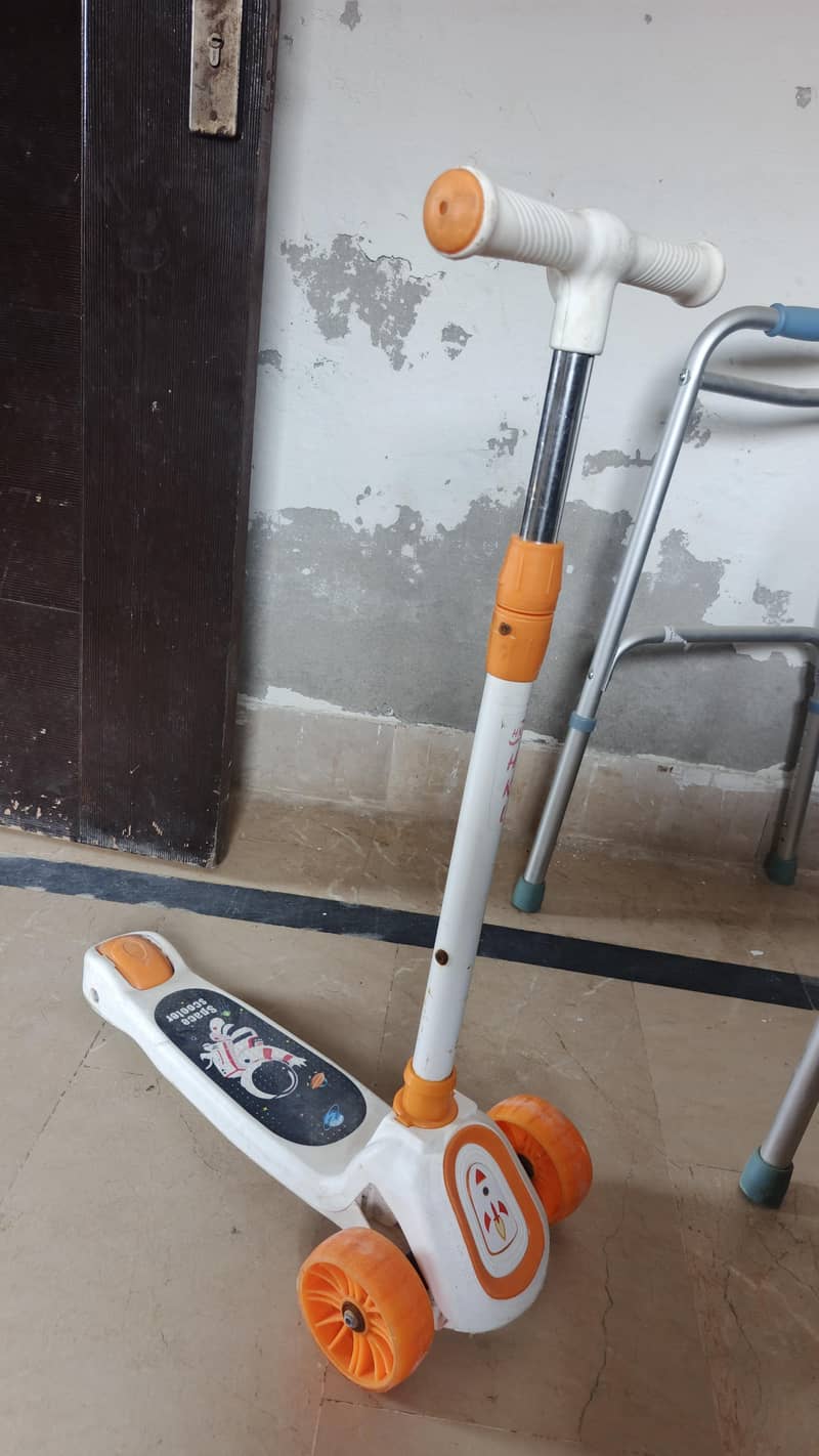 scooty 0