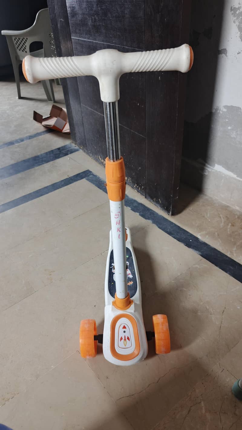 scooty 1
