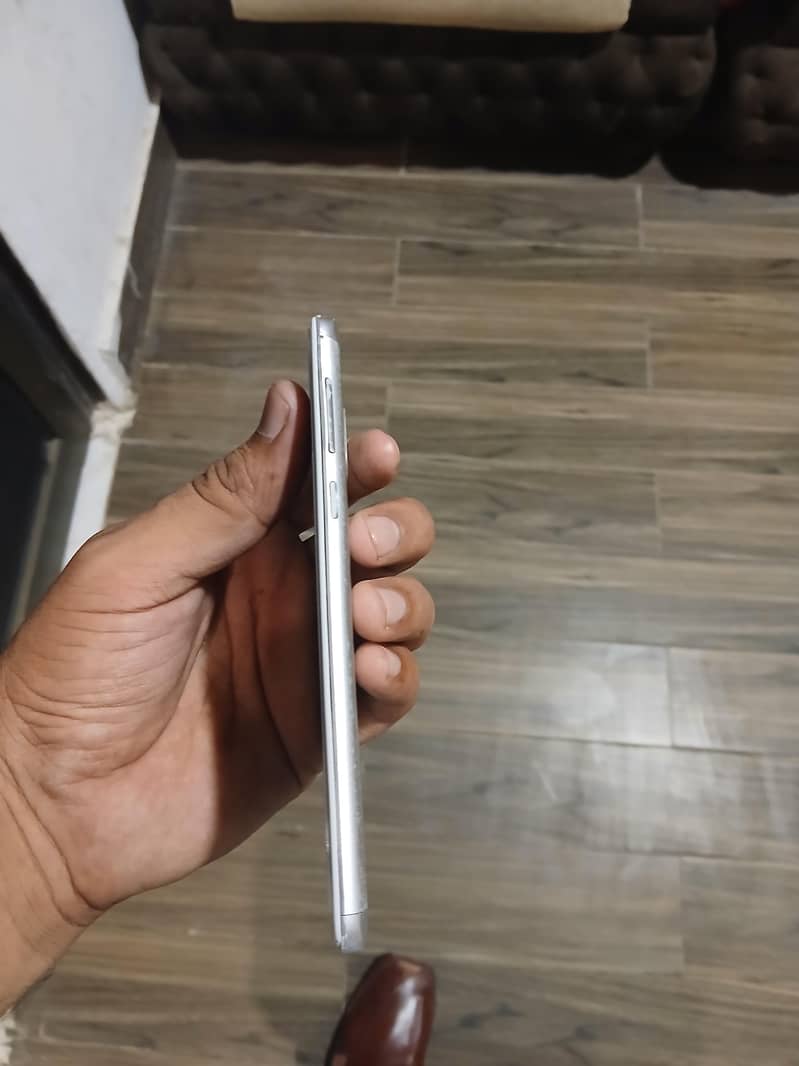 Honor 6 2