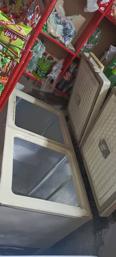 Waves Deep Freezer 10/10 Condition - 100% Cooling - Urgent Sale