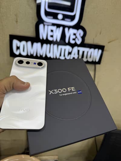 Vivo X300 FE