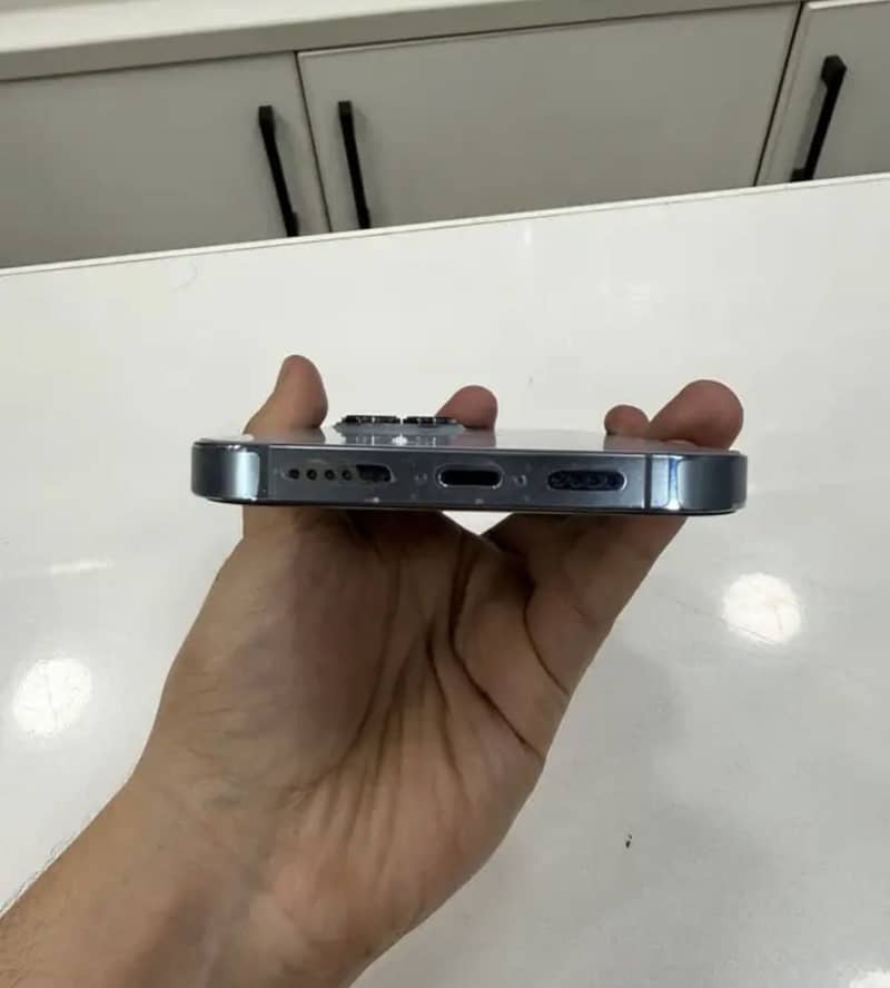 iPhone 13 Pro Max 3