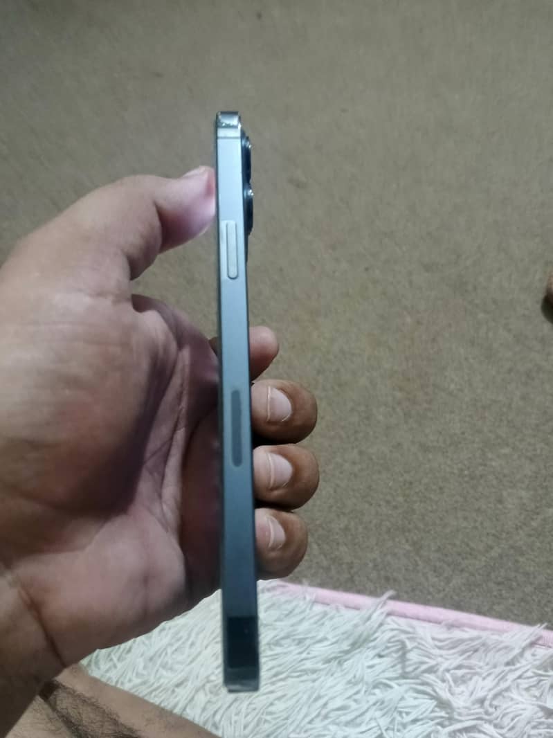 Apple iPhone 12 Pro Max 7