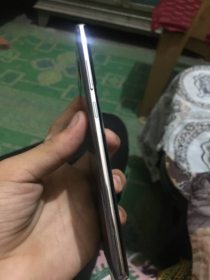 Samsung Mobile Note 8 2
