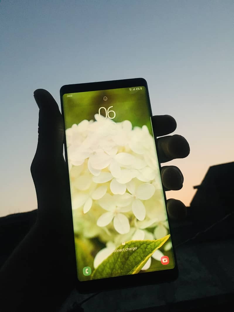 Samsung Mobile Note 8 4