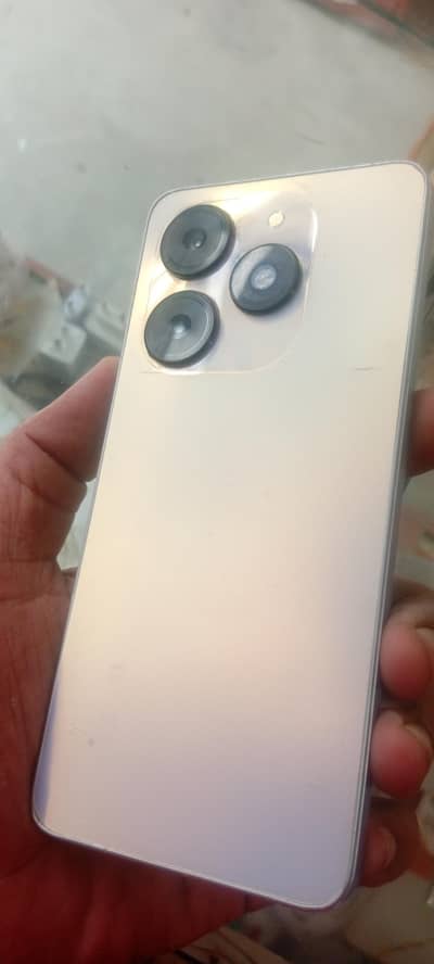 tecno spark go 2024