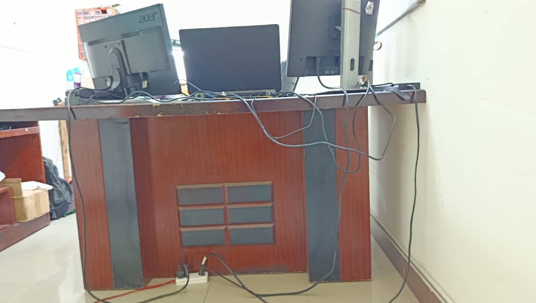 Office table 0