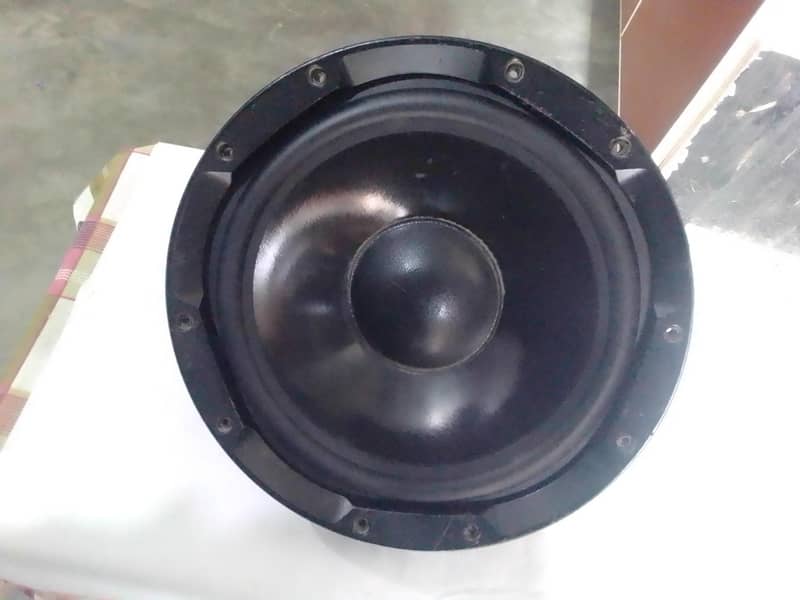 subwoofer 2