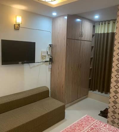G 13 2 MARLA FURNISHED BEDROOM AVAILABLE FOR RENT