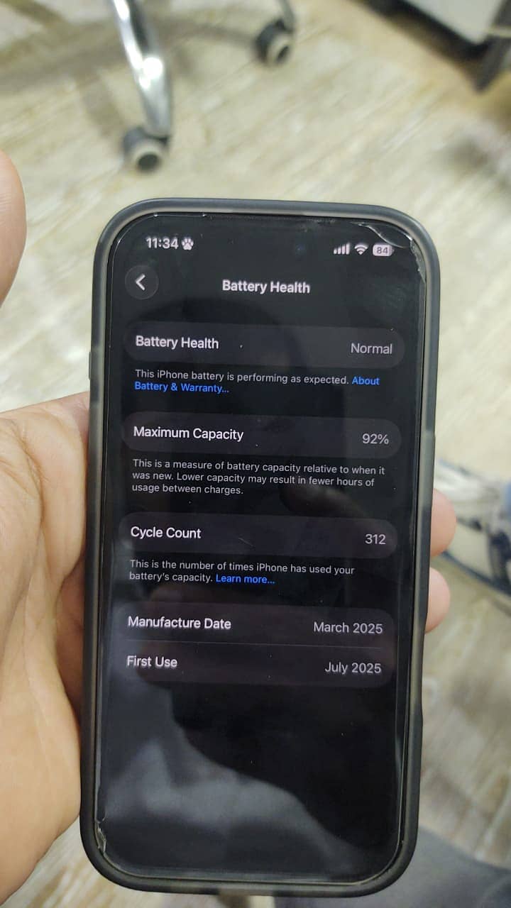 Apple iPhone 16 Pro 1
