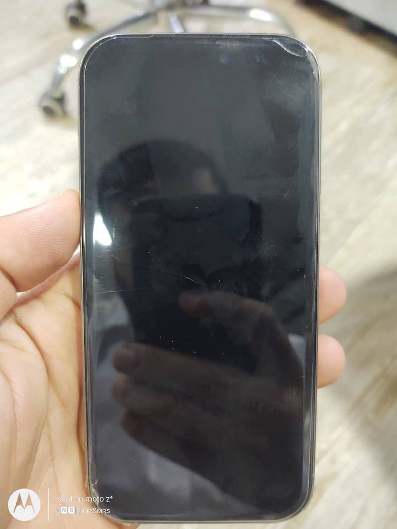 Apple iPhone 16 Pro 6