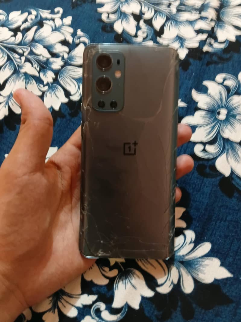 One Plus 9 Pro 1