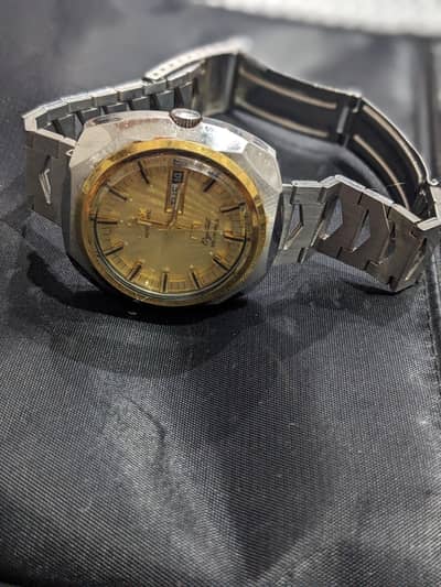 Omax ( Swiss Automatic)