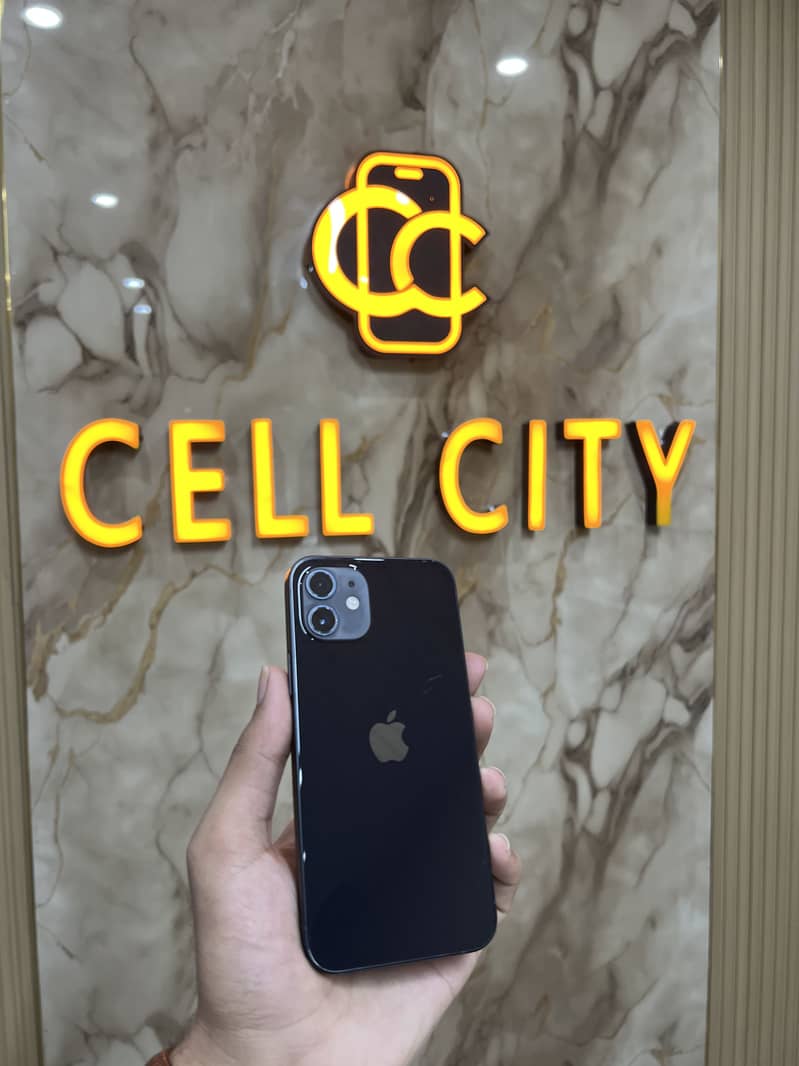 Apple iPhone 12 0