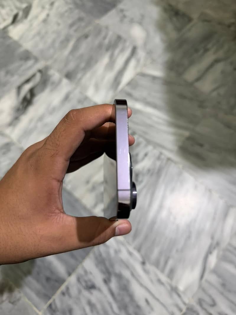 Apple iPhone 14 Pro Max 3