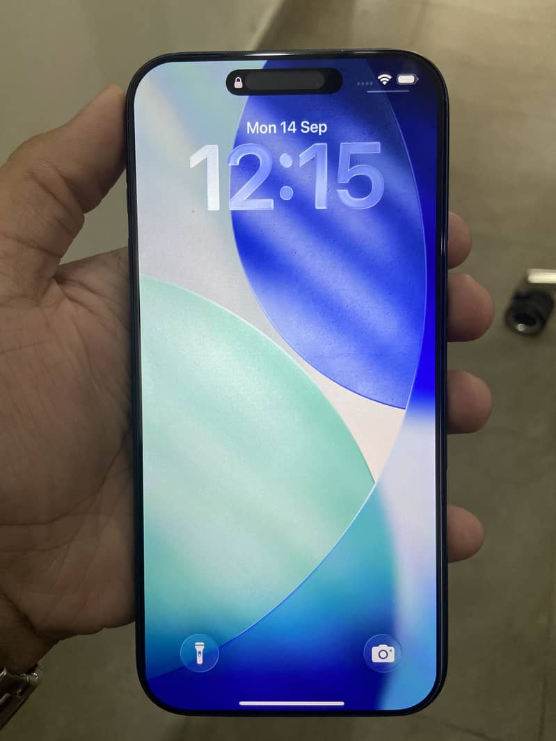 Apple iPhone 17 Pro Max 1