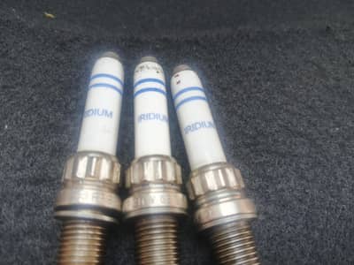 Peugeot 2008 Tappet cover plugs available